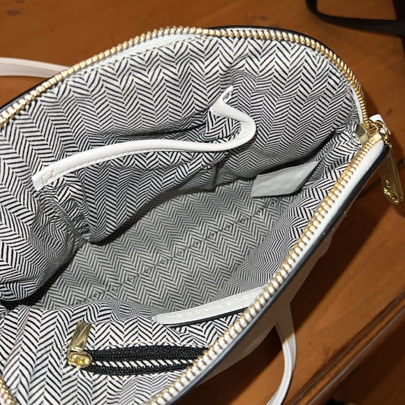 Steve Madden white crossbody bag (basically new/barely used) - Picture 4 of 5